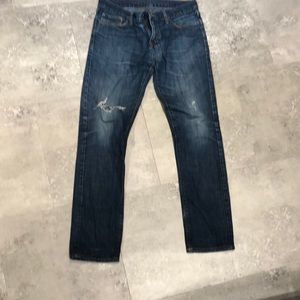 Old navy jeans, size 32 waist, 34 length, denim.  Famous jeans. Slim